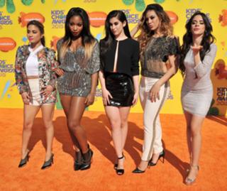 Camila Cabello feet photo thumbnail