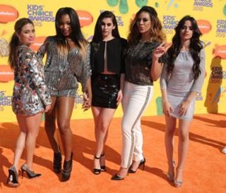Camila Cabello feet photo thumbnail