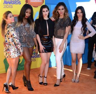 Camila Cabello feet photo thumbnail