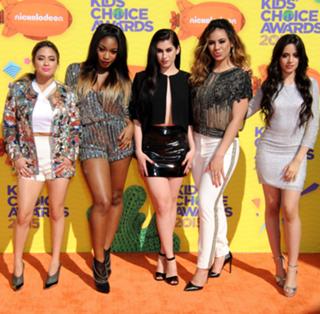 Camila Cabello feet photo thumbnail