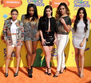 Camila Cabello feet photo thumbnail