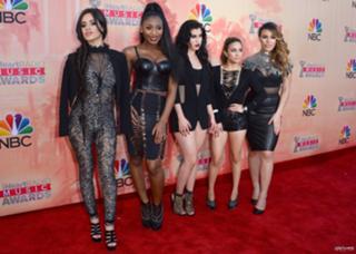 Camila Cabello feet photo thumbnail