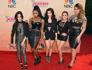 Camila Cabello feet photo thumbnail