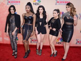 Camila Cabello feet photo thumbnail