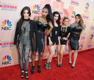 Camila Cabello feet photo thumbnail