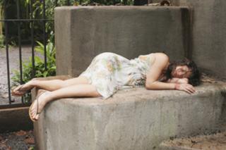 Evangeline Lilly feet photo thumbnail