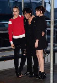 Cara Delevingne feet photo thumbnail