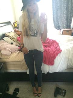 Josie Marie Canseco feet photo 1