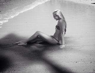 Josie Marie Canseco feet photo thumbnail