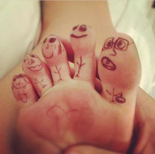 Josie Marie Canseco feet photo thumbnail