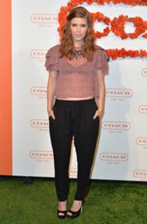 Kate Mara feet photo thumbnail