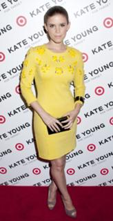 Kate Mara feet photo thumbnail