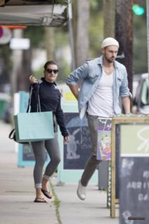 Lea Michele feet photo thumbnail