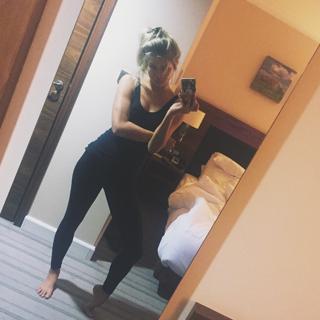 Josie Marie Canseco feet photo thumbnail