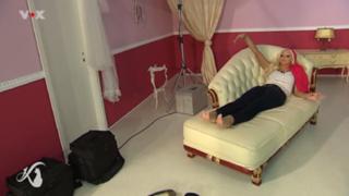 Daniela Katzenberger feet photo thumbnail