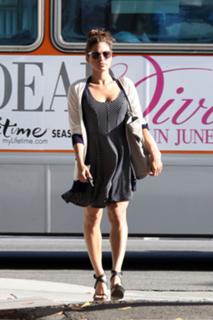Eva Mendes feet photo thumbnail
