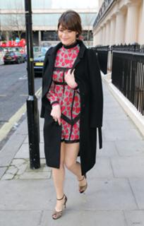 Gemma Arterton feet photo thumbnail