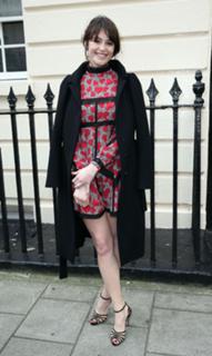 Gemma Arterton feet photo thumbnail