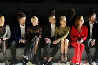 Scarlett Johansson feet photo thumbnail