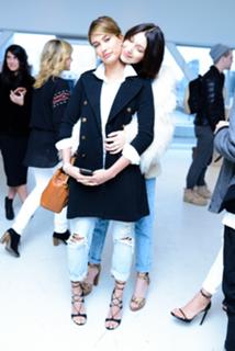 Hailey Bieber feet photo 4