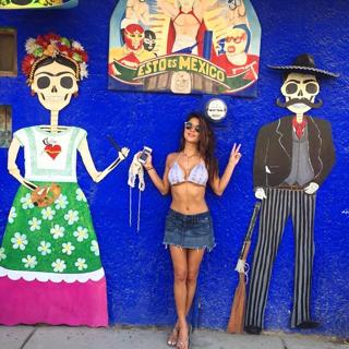 Arianny Celeste feet photo thumbnail