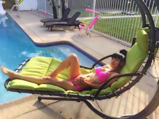 Bai Ling feet photo thumbnail
