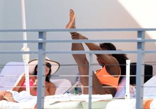 Serena Williams feet photo thumbnail
