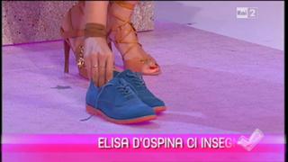 Caterina Balivo feet photo thumbnail