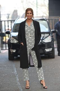 Ferne McCann feet photo thumbnail