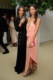 Lily Aldridge feet photo thumbnail