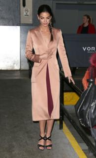 Lily Aldridge feet photo thumbnail