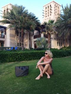 Alessia Marcuzzi feet photo thumbnail