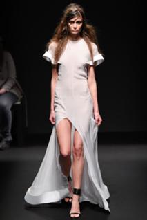 Taylor Hill feet photo thumbnail