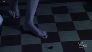 Anna Safroncik feet photo thumbnail
