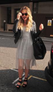 Perrie Edwards feet photo thumbnail
