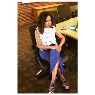 Angela Yee feet photo thumbnail