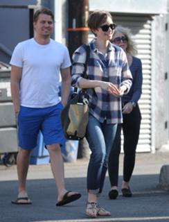 Lily Collins feet photo thumbnail