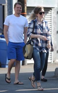 Lily Collins feet photo thumbnail