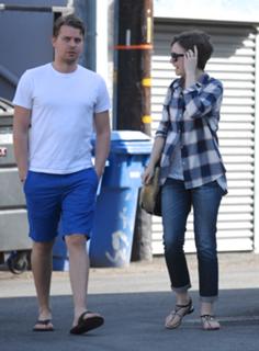 Lily Collins feet photo thumbnail