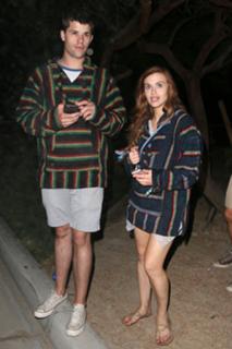 Holland Roden feet photo thumbnail