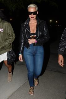 Amber Rose feet photo thumbnail