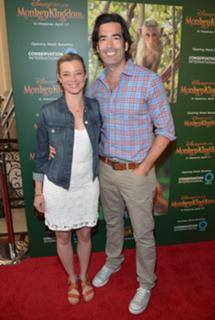 Amy Smart feet photo thumbnail
