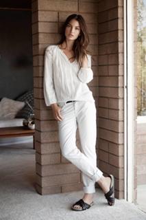 Lily Aldridge feet photo thumbnail