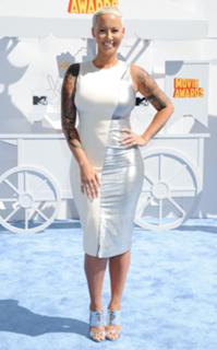 Amber Rose feet photo thumbnail