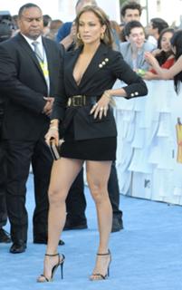 Jennifer Lopez feet photo thumbnail