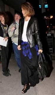 Jessica Alba feet photo thumbnail