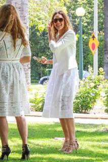 Jessica Alba feet photo thumbnail