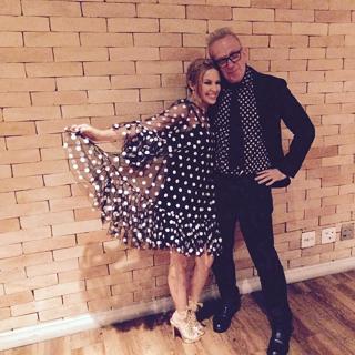 Kylie Minogue feet photo thumbnail