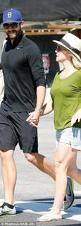 Jennie Garth feet photo thumbnail
