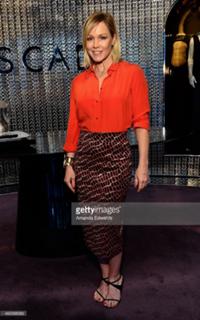 Jennie Garth feet photo thumbnail